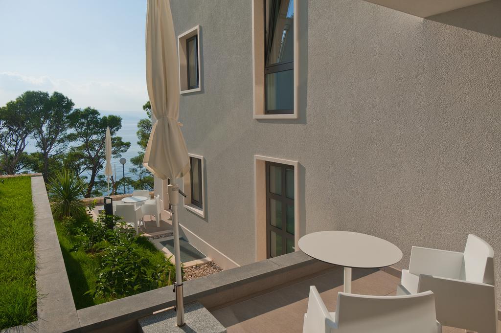 Villa Paulina Brela Exterior photo